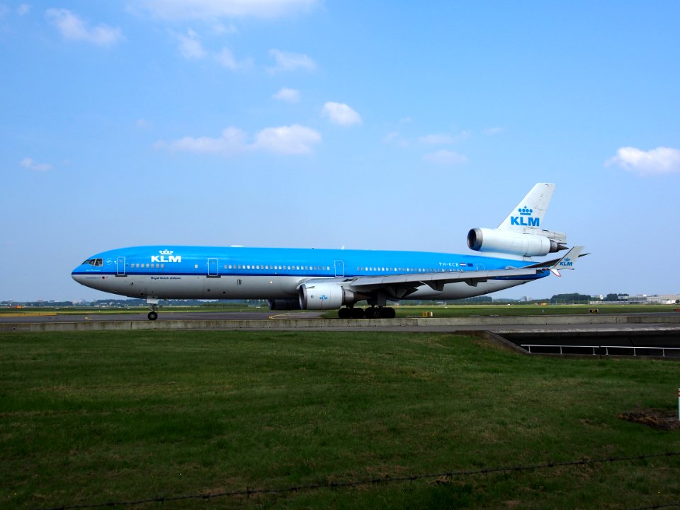 PH-KCB KLM Royal Dutch Airlines McDonnell Douglas MD-11 - cn 48556 pic5