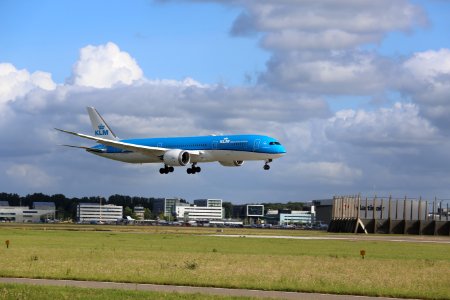 PH-BHO EHAM 5