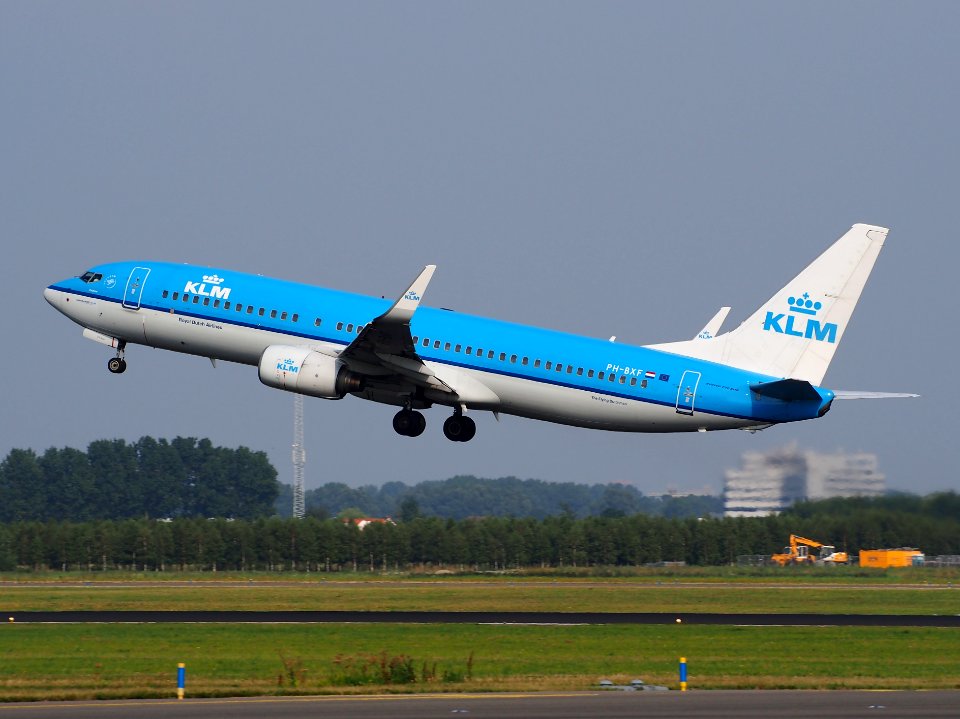 PH-BXF KLM Royal Dutch Airlines Boeing 737-8K2(WL) - cn 29596 take-off, 25august2013