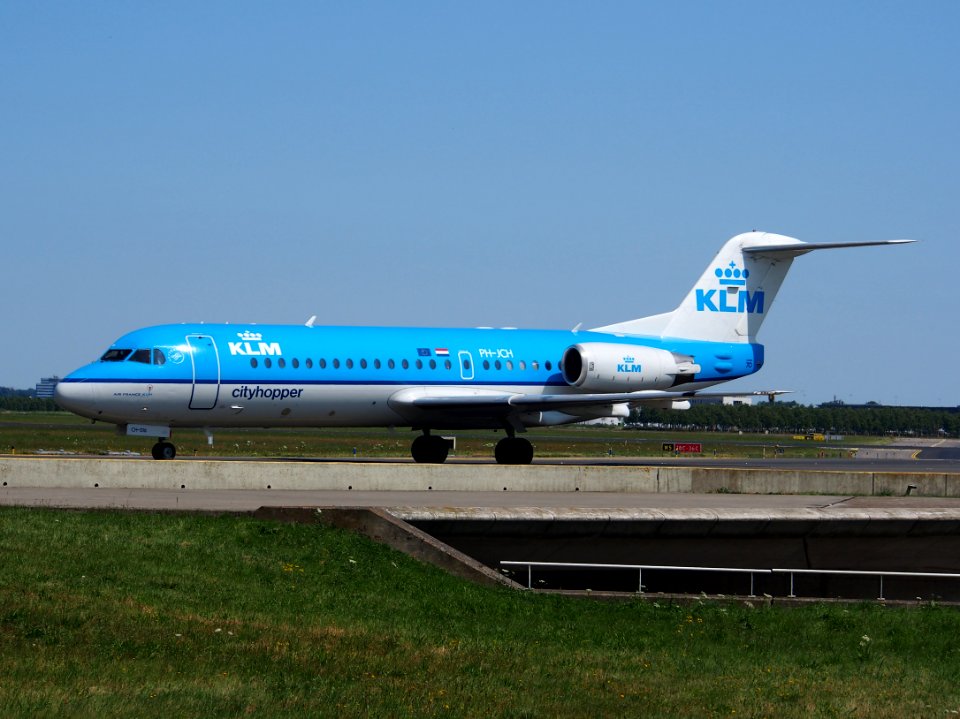 PH-JCH KLM Cityhopper Fokker F70 - cn 11528, taxiing 21july2013