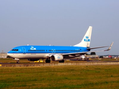 PH-BXG KLM Royal Dutch Airlines Boeing 737-8K2(WL) - cn 30357, taxiing 22july2013