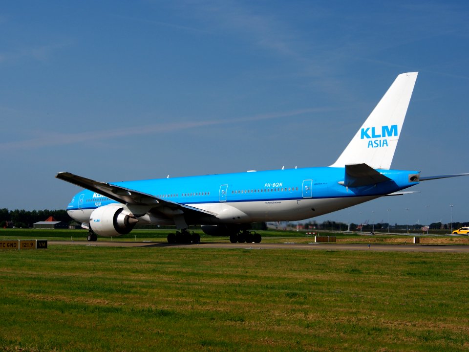 PH-BQN KLM Royal Dutch Airlines Boeing 777-206(ER) - cn 32720 pic5