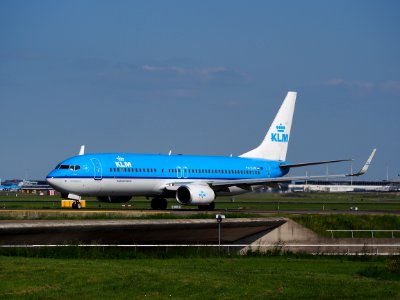 PH-BXM KLM Boeing 737-800 taxiing at Schiphol (AMS - EHAM), The Netherlands, 18may2014