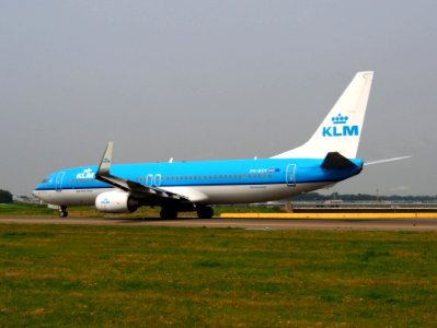 PH-BXY KLM Royal Dutch Airlines Boeing 737-8K2(WL) - cn 30372 taxiing 14july2013 pic6