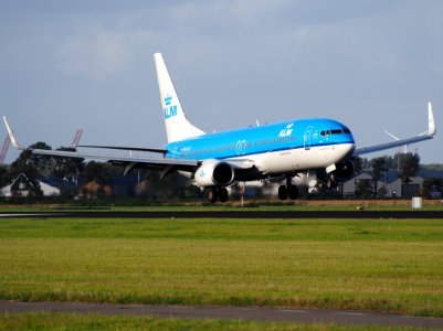 PH-BXY KLM Royal Dutch Airlines Boeing 737-8K2(WL) - cn 30372, 11Aug2014, landing at Schiphol (AMS - EHAM), The Netherlands, pic1