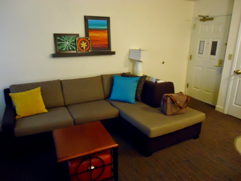 Phoenix day Residence Inn Marriott Hotel studio suite living area