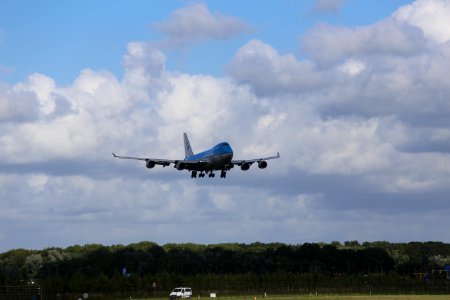 PH-CKB EHAM 2