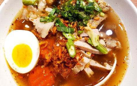 Pho noodles in tomyam soup, Bangkok, 2017-11-12 (2) photo