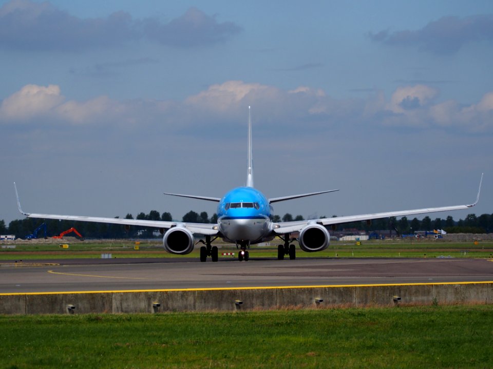 PH-BXK KLM Royal Dutch Airlines Boeing 737-8K2(WL) taxiing at Schiphol (AMS - EHAM), The Netherlands, 18may2014, pic-3