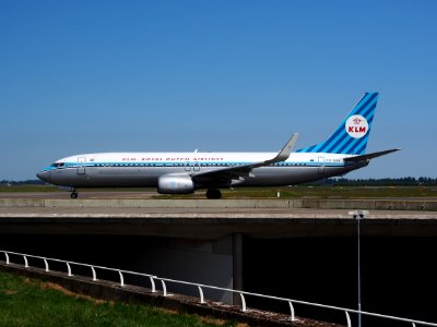PH-BXA KLM Royal Dutch Airlines Boeing 737-8K2(WL) - cn 29131 taxiing 21july2013 pic-004