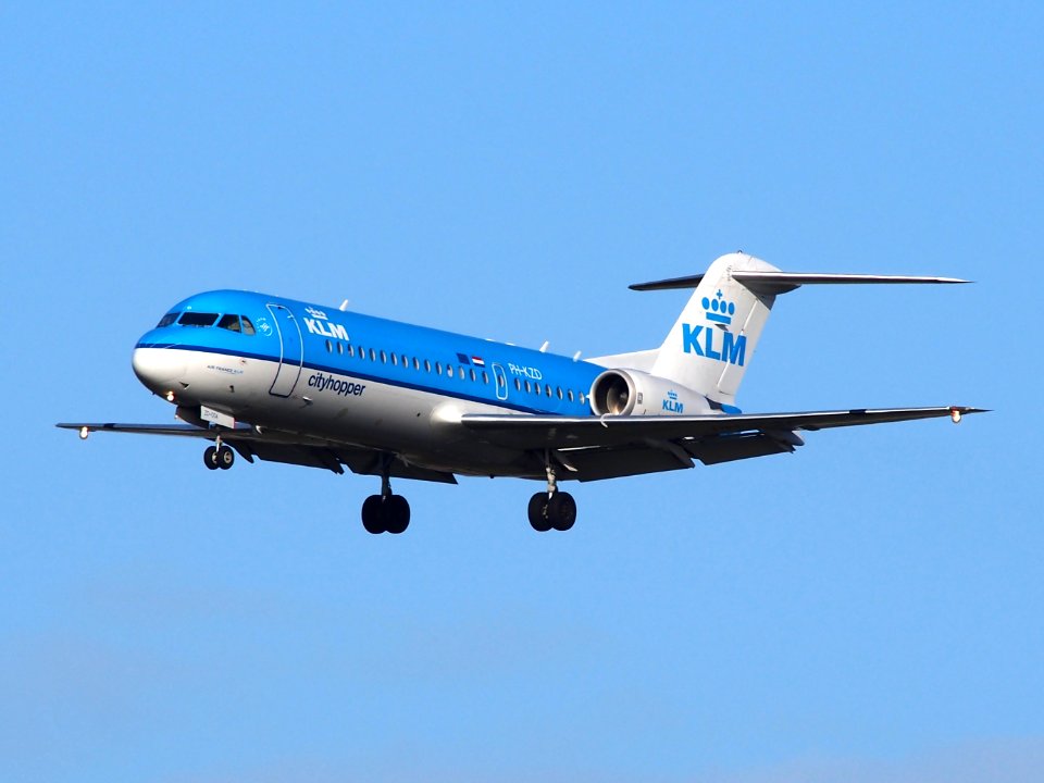 PH-KZD, landing at Schiphol on 2Feb2014 pic18