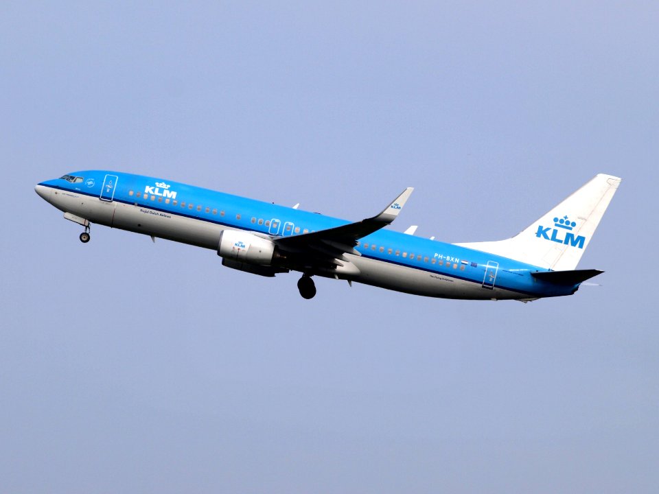 PH-BXN KLM Royal Dutch Airlines Boeing 737-8K2(WL) - cn 30356 take-off 13july2013 pic1