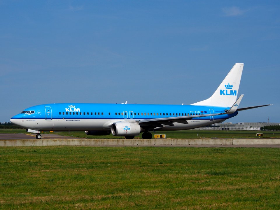 PH-BXD KLM Royal Dutch Airlines Boeing 737-8K2(WL) - cn 29134 pic2