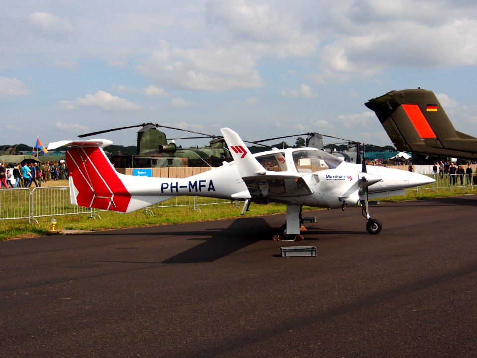 PH-MFA Martinair Diamond DA-42 NG Turbo Twin Star 