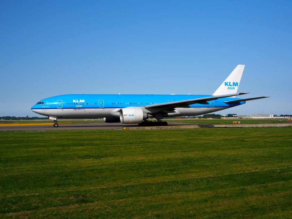 PH-BQL KLM Boeing 777 taxiing at Schiphol (AMS - EHAM), The Netherlands, 18may2014, pic-2 photo