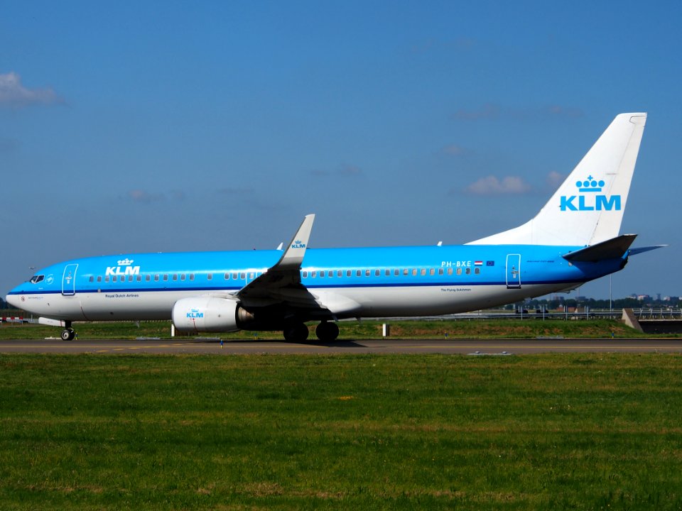 PH-BXE KLM Royal Dutch Airlines Boeing 737-8K2(WL) - cn 29595 taxiing 18july2013 pic-007