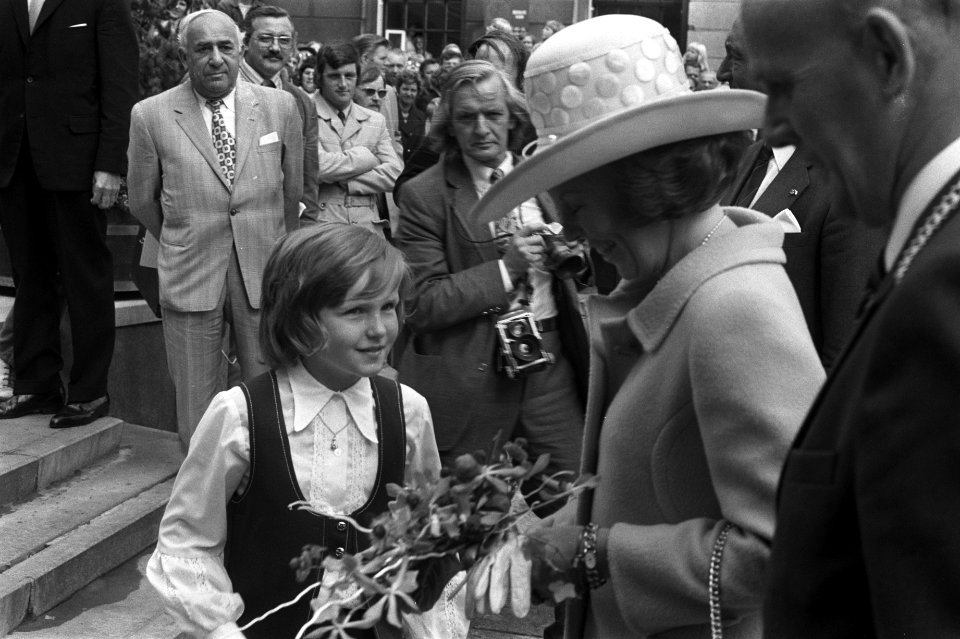 Prinses Beatrix aanwezig bij herdenking Gronings ontzet driehonderd jaar geleden, Bestanddeelnr 925-8332