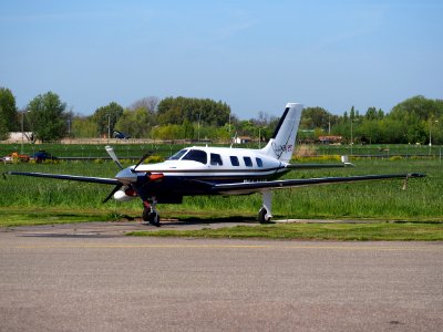 PH-LUX Piper PA-46 Jetprop DLX at Rotterdam The Hague Airport (RTM - EHRD), pic1