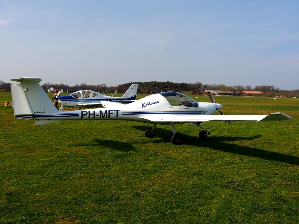 PH-MFT, HOAC DV-20-100 Katana at Hilversum Airport (ICAO EHHV), photo1