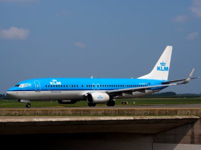 PH-BXV KLM Royal Dutch Airlines Boeing 737-8K2(WL) - cn 30370 pic2 photo