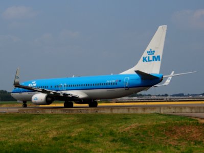 PH-BXW KLM Royal Dutch Airlines Boeing 737-8K2(WL) - cn 30360 pic4