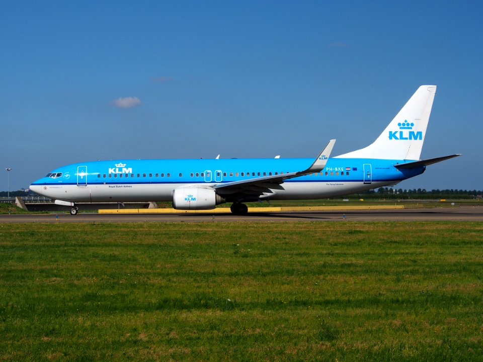 PH-BXE KLM Royal Dutch Airlines Boeing 737-8K2(WL) - cn 29595 taxiing 18july2013 pic-006