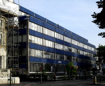 Phoenix Art Gallery (Wellesley House), Waterloo Place, Brighton (September 2010)