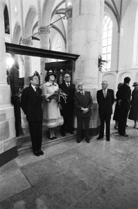 Prinses Bearix en Prins Claus wonen officiele opening bij van de gerestaureerde , Bestanddeelnr 930-0231