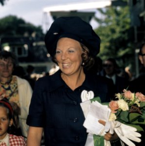 Prinses Beatrix , kop, Bestanddeelnr 254-9342