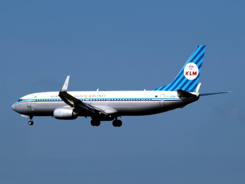 PH-BXA KLM Royal Dutch Airlines Boeing 737-8K2(WL) pic2