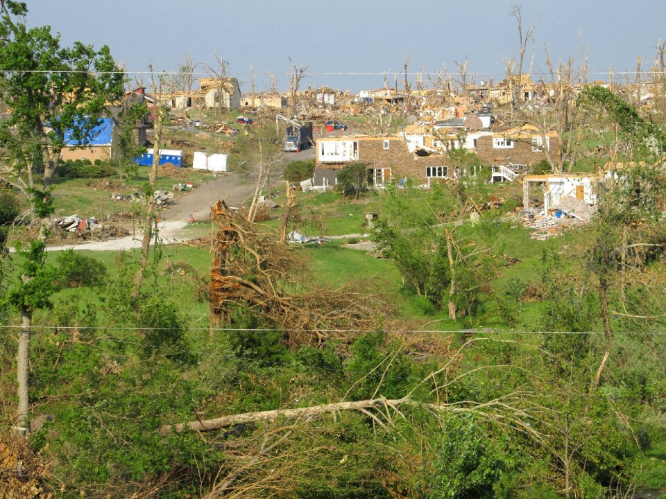 Missouri devastation wreckage