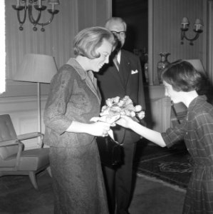 Prinses Beatrix in Kurzaal einduitvoering van het Koninklijk Conservatorium bijg, Bestanddeelnr 917-2390