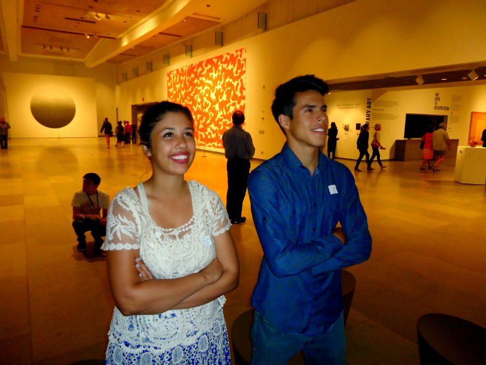 Phoenix young couple looking at artwork at Phoenix Art museum