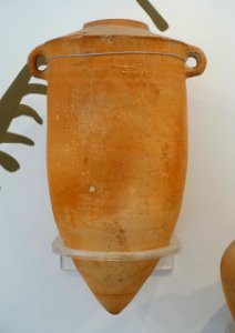 Phoenician amphora, 7th century BC - Harvard Semitic Museum - Cambridge, MA - DSC06255