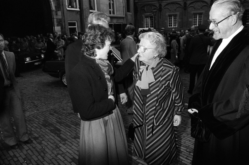 Prinses Irene en prinses Juliana, Bestanddeelnr 932-3910