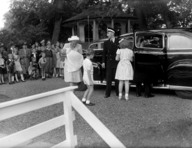Prinselijk paar in Leeuwarden, Bestanddeelnr 902-2873