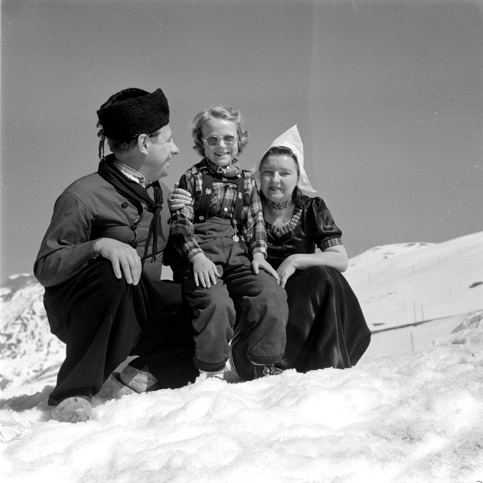 Prinselijk gezin in Zermatt, Bestanddeelnr 902-6435