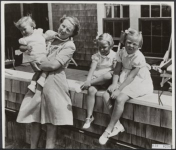Prinses Juliana met de prinsessen in Canada, Bestanddeelnr 019-0294