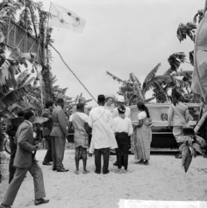 Prinses Beatrix in Suriname, bij aankomst te Santo Boma, Bestanddeelnr 917-5330