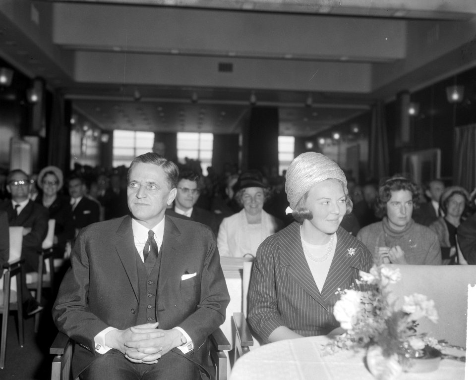 Prinses Beatrix , Nederlandse Huisartsen Instituut te Utrecht officieel geopend,, Bestanddeelnr 917-6762