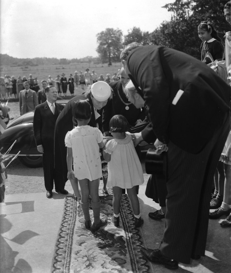 Prinses Juliana bij eerste Landdag Rode Kruis overzicht, Bestanddeelnr 901-8856