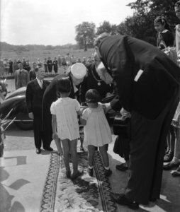 Prinses Juliana bij eerste Landdag Rode Kruis overzicht, Bestanddeelnr 901-8856