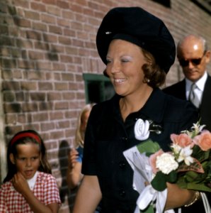 Prinses Beatrix , kop, Bestanddeelnr 254-9343