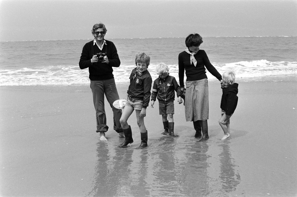 Prinses Margriet en Pieter van Vollenhove en kinderen op Schiermonnikoog, Bestanddeelnr 928-6098