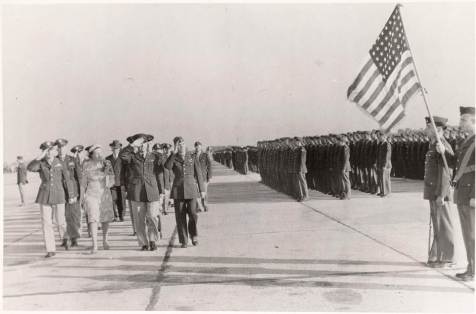 Prinses Juliana bezoekt de Royal Netherlands Flying Schoot op Jackson Air Base, , Bestanddeelnr 006-0752