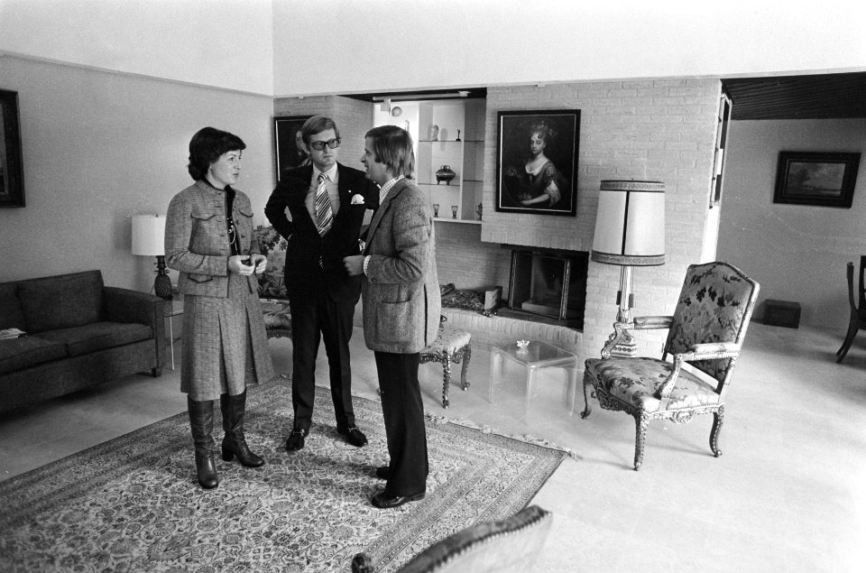 Prinses Margriet en mr Pieter van Vollenhoven in nieuw huis in Apeldoorn inter, Bestanddeelnr 928-2298