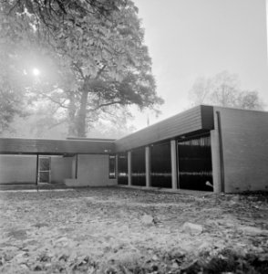 Prinses Margriet en mr Pieter van Vollenhoven in nieuw huis in Apeldoorn inter, Bestanddeelnr 928-2286