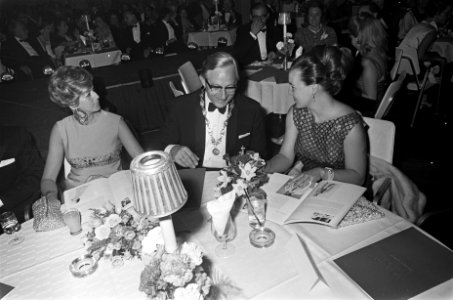 Prinses Margriet bezocht modeshow in Hilton Amsterdam. Prinses Margriet , loco b, Bestanddeelnr 921-4457