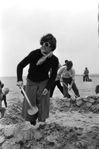 Prinses Margriet en Pieter van Vollenhove en kinderen op Schiermonnikoog, Bestanddeelnr 928-6099
