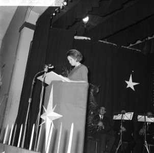 Prinses Irene leest het kerstverhaal voor, Bestanddeelnr 915-8785